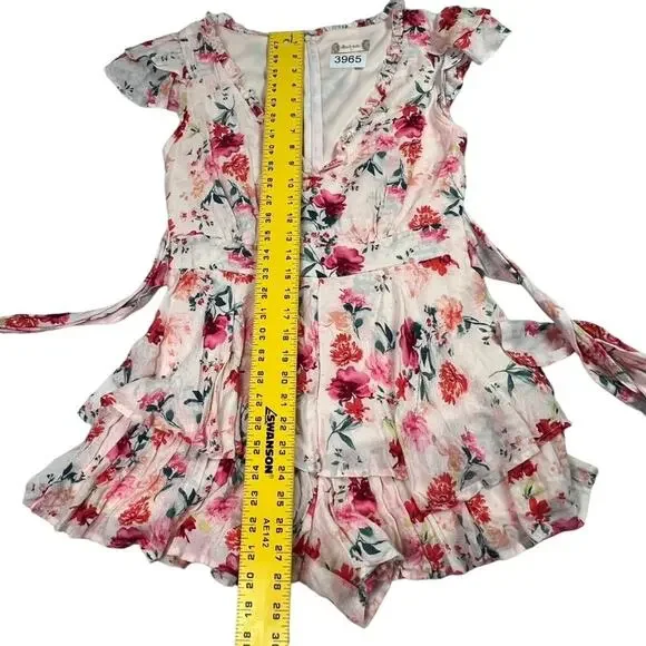 Altar’d State Romper Shorts Womens Small Pink floral Tiered Ruffled Tie V Neck - Picture 10 of 13